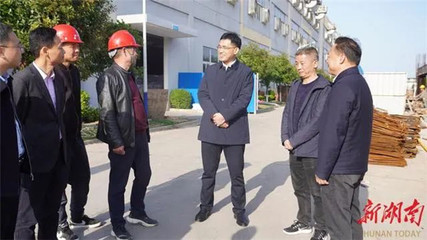 一個(gè)&ldquo;龍頭&rdquo;昂起 一群企業(yè)奮起--澧縣服裝輔料產(chǎn)業(yè)集群觀察